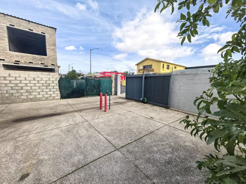 PRIME RESIDENTIAL INVESTMENT OPPORTUNITY - Photo 4