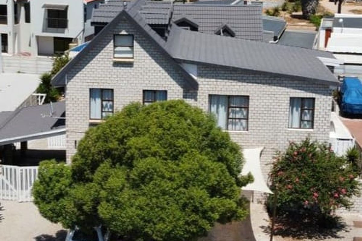 3/5 BEDROOM HOUSE FOR SALE IN BRITANNIA BAY  - Photo 2