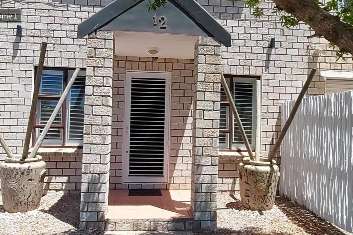3/5 BEDROOM HOUSE FOR SALE IN BRITANNIA BAY  - Photo 3