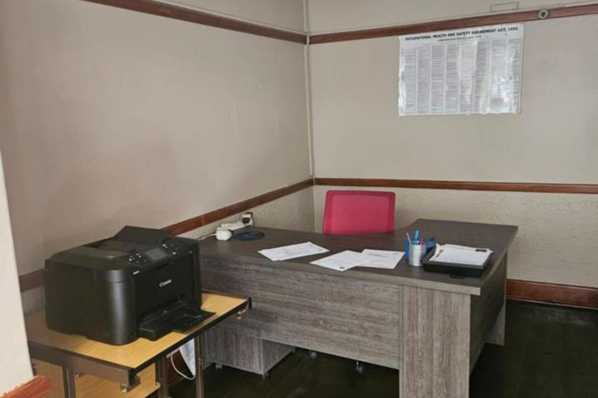 BUSINESS PROPERTY IN BOKSBURG SOUTH - Photo 5