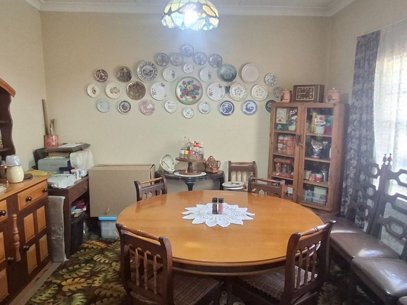 NEAT 3 BED FOR SALE IN PRETORIA GARDENS - Photo 8