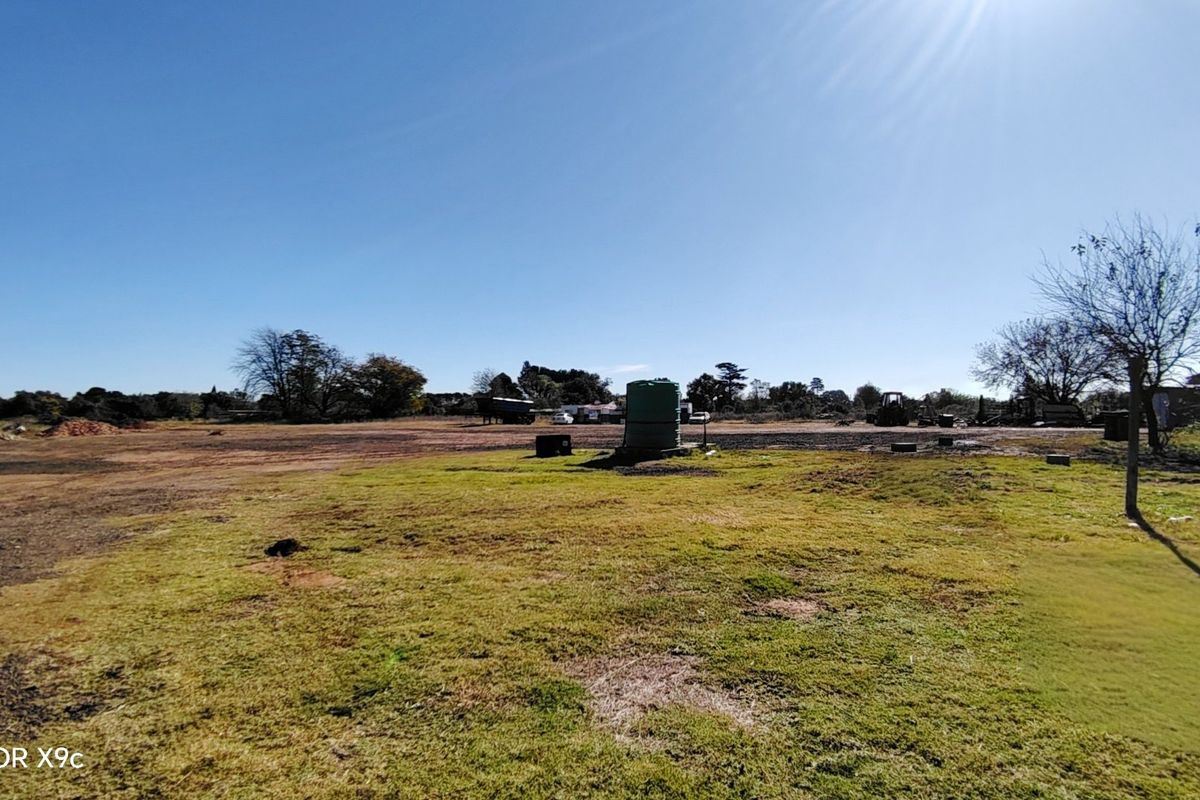 Expansive Smallholding with Endless Potential in Homelands. - Photo 4