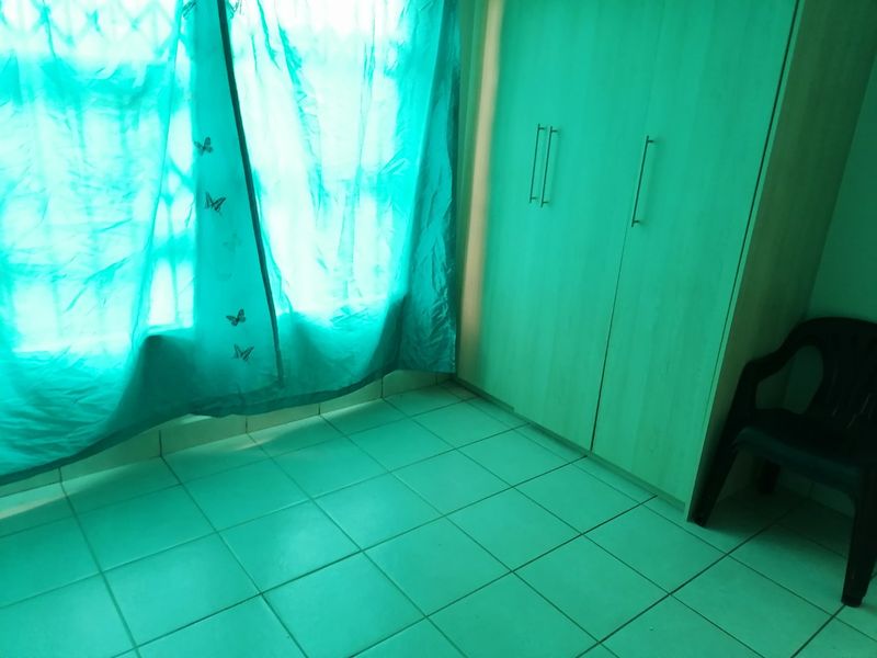 Beautiful, family home to rent in Arcata, Bloemspruit - Photo 6