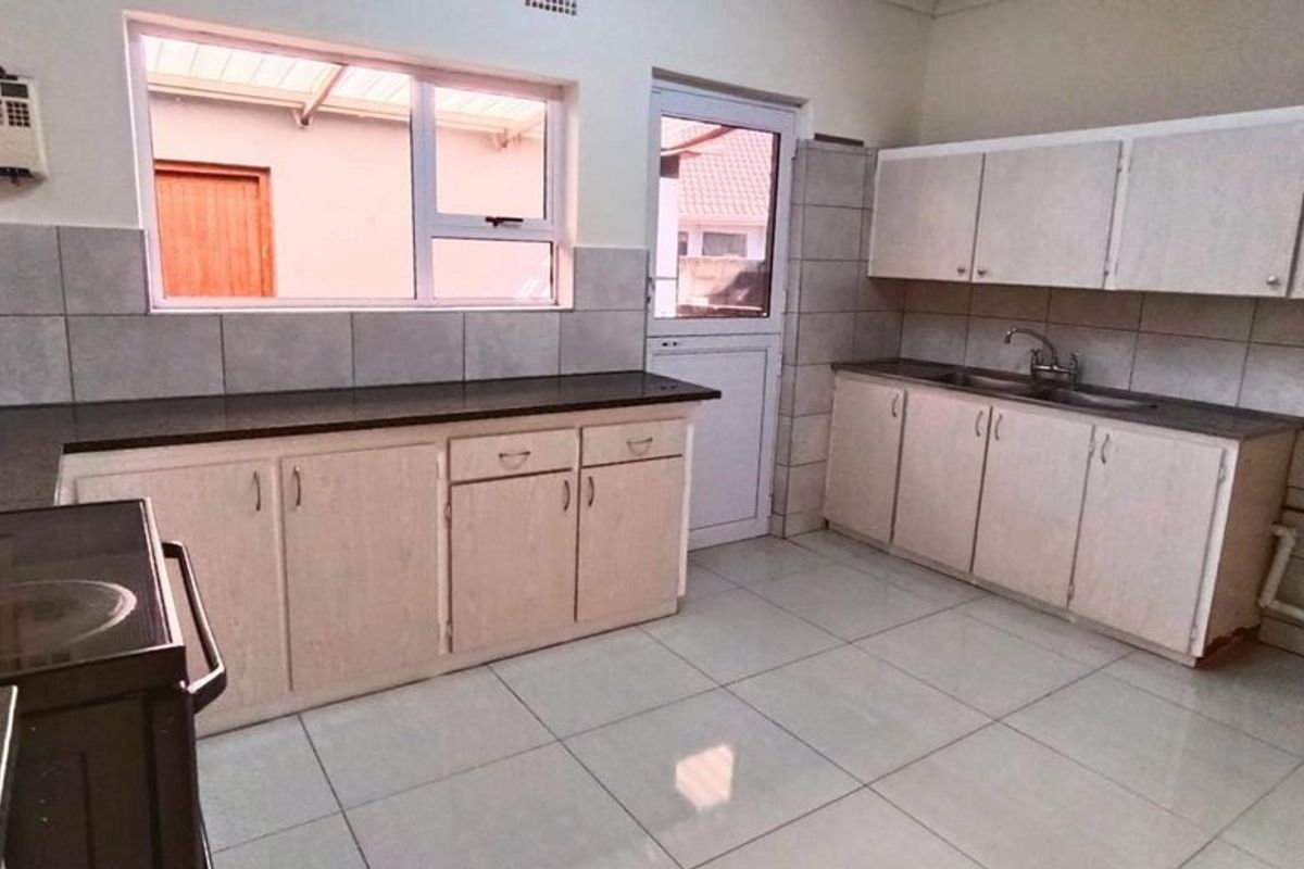 PPRA Registered Investors A hop and a Skip from the SEA Charming A-Frame Home with Separate Bachelor Flat - Photo 3