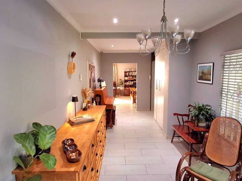 Stunning Modern 4-Bedroom Family Home in a Sought-After Area of Sasolburg - Photo 6