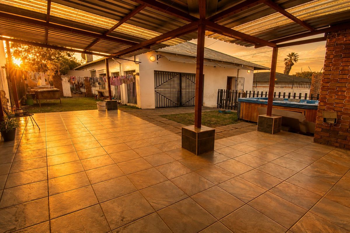 Charming Primrose Home with 4 Beds and Flatlet - Photo 4