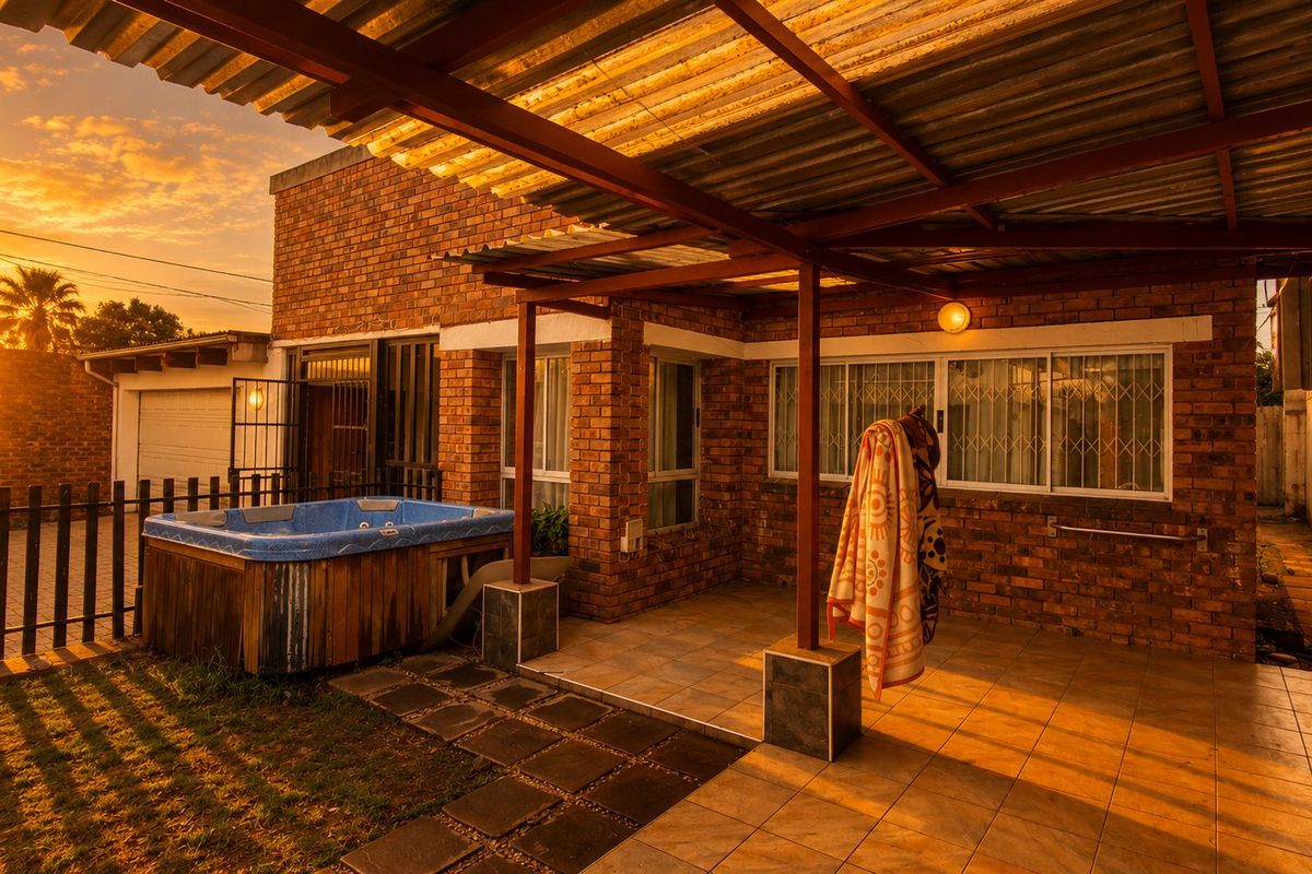 Charming Primrose Home with 4 Beds and Flatlet - Photo 3
