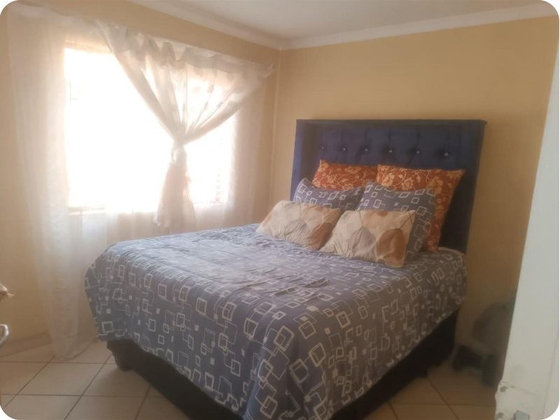 3 Bedroom Home In Mojuteng with Open Plan Living - Photo 6