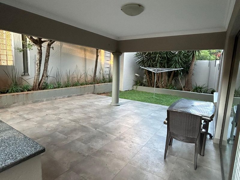 FOR SALE!!  4-Bedroom Family Home in Secure Fairie Glen Estate - Photo 6