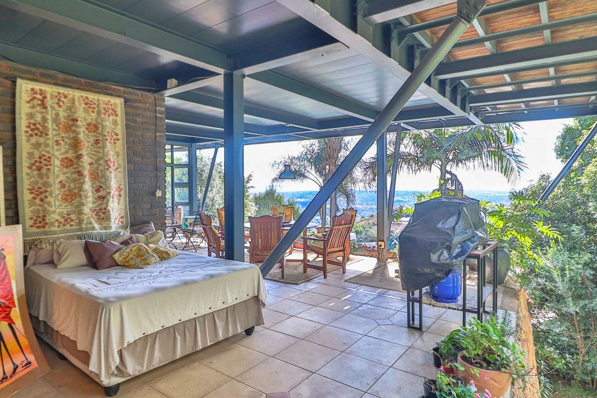 1 ensuite Bedroom with guest Bathroom House with Study To Let in Northcliff - Photo 2