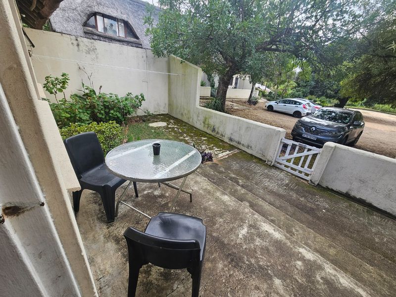 Fully Furnished All Inclusive 2 Bedrooms Townhouse  - Photo 5