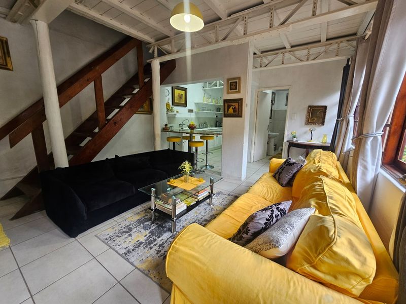 Fully Furnished All Inclusive 2 Bedrooms Townhouse  - Photo 1