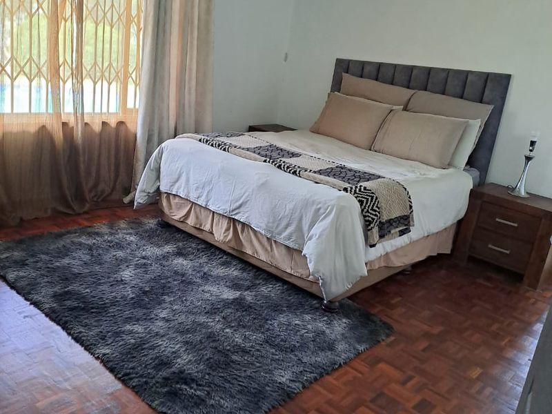Pinetown - A family home - Photo 6