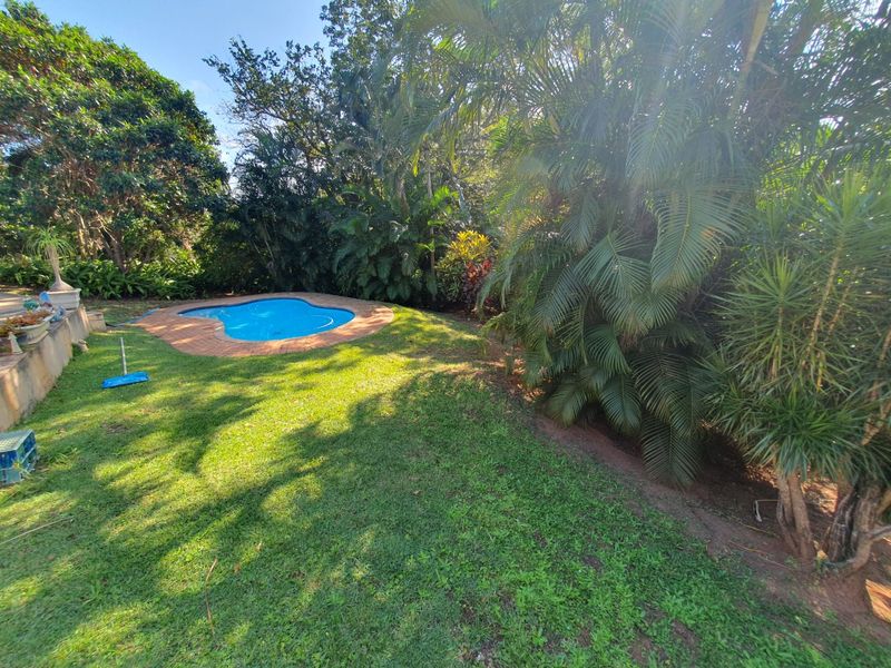 Stunning 5- Bedroom Family Home - Photo 2