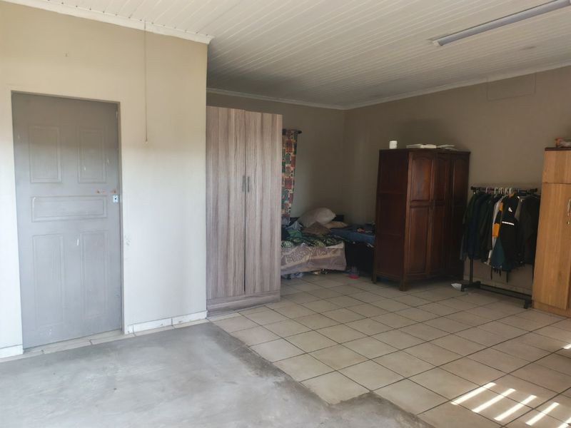 Spacious Property with Excellent Income & Business Potential - Photo 8