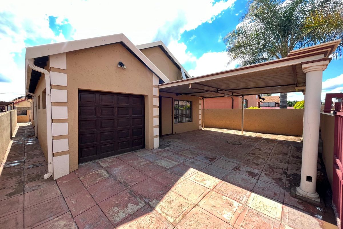 3 Bedroom House To Rent - Photo 2