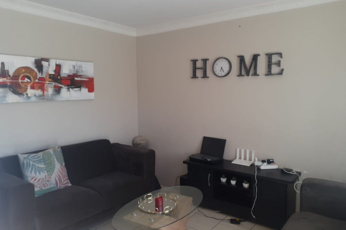 Two bedroom house for sale in Walmer Links - Photo 5