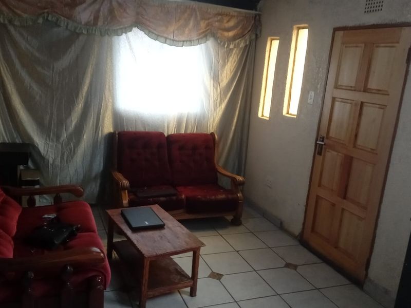 1 Bedroom house for sale  - Photo 4