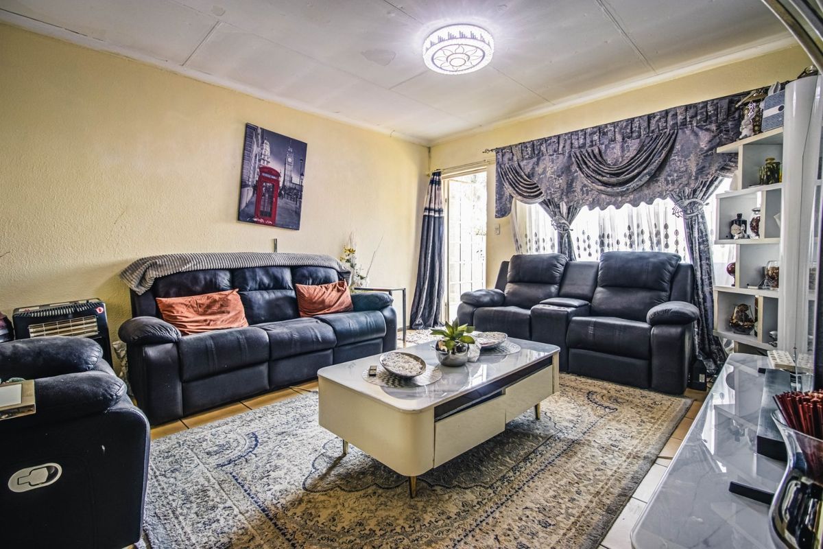 Affordable Simplex Town Home – Your Perfect Start - Photo 5