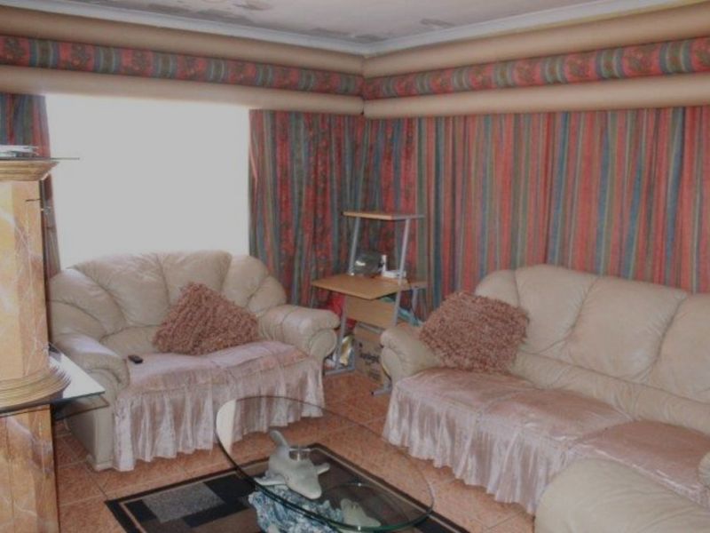 3 Bedroom (plus Extra Rooms: 7 Bedrooms & 7 Bathrooms) Cash Sale property - Photo 5