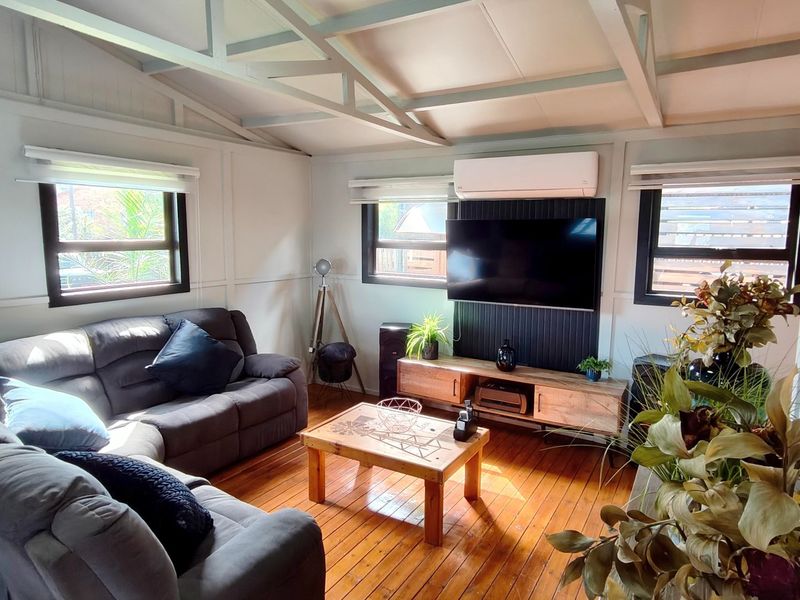 Modern Dam-Side Living at Its Best - Photo 8