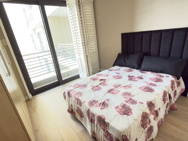 To let in Umhlanga, Furnished 2 bedroom apartment in secure upmarket complax. - Photo 9