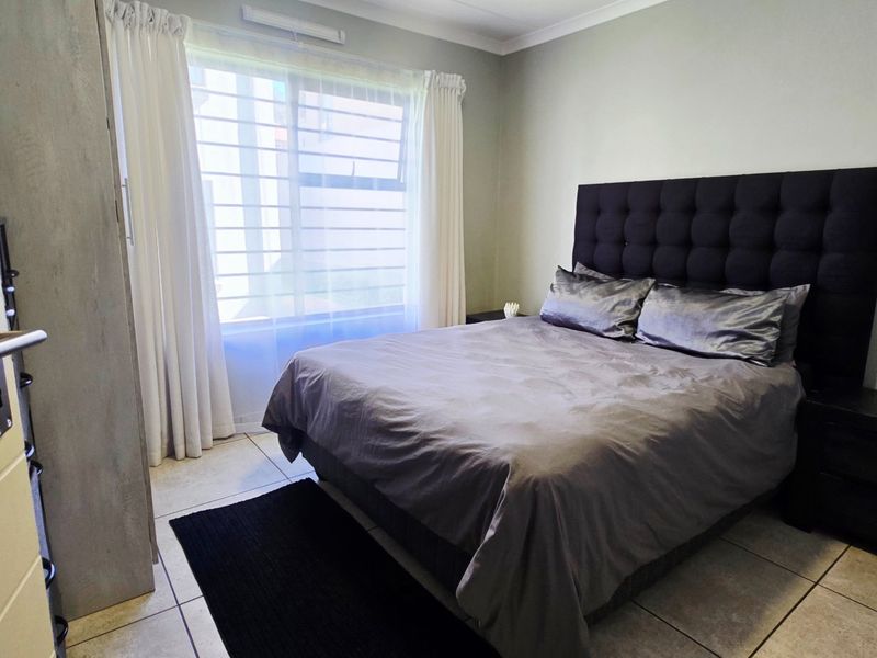 Charming 2 Bedroom Ground Floor Apartment To Let in Eveleigh - Photo 6
