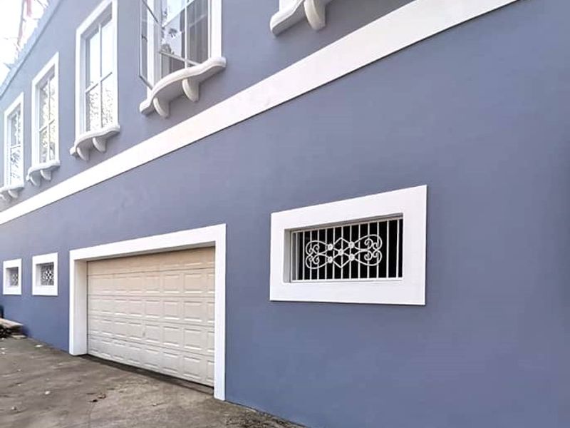 Newly Renovated, Ultra Modern One Bedroom Apartment in sought after Prime area of Hilton- Hilton Avenue - Photo 6