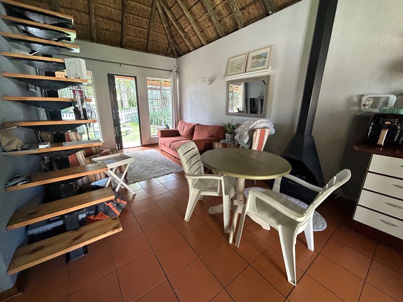 1 bedroom full bathroom private garden cottage  - Photo 7