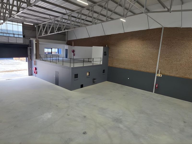 558 SQM Logistics Warehouse Available in Samrand - Photo 9