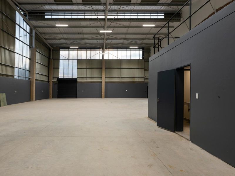 558 SQM Logistics Warehouse Available in Samrand - Photo 8