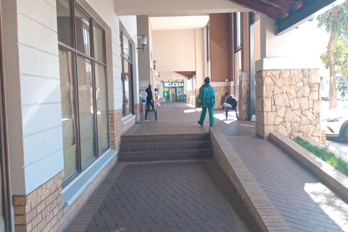 149 SQM Retail Unit Near Anchor Tenant in Highveld, Centurion - Photo 2