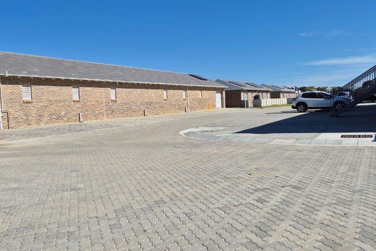 Cozy open plan2 Bed Flat in Fairview with Fibre - Photo 3
