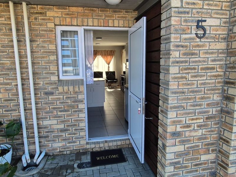 Cozy open plan2 Bed Flat in Fairview with Fibre - Photo 8