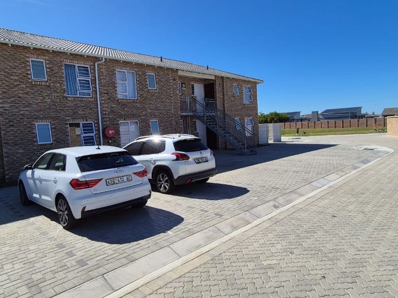 Cozy open plan2 Bed Flat in Fairview with Fibre - Photo 7