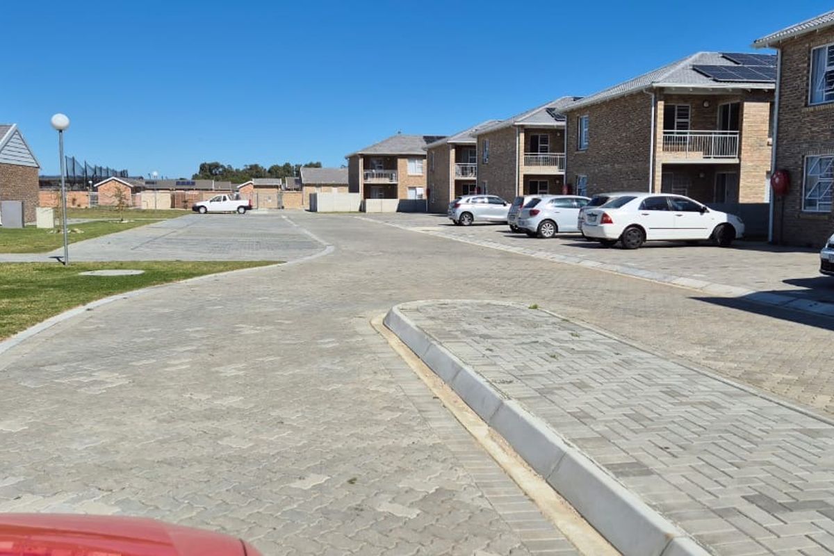 Cozy open plan2 Bed Flat in Fairview with Fibre - Photo 4