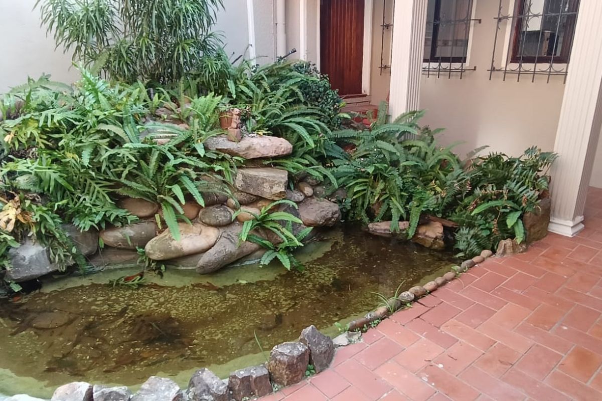 To let in Umhlanga, Pet friendly 3 bedroom home with pool and jacuzzi. - Photo 3