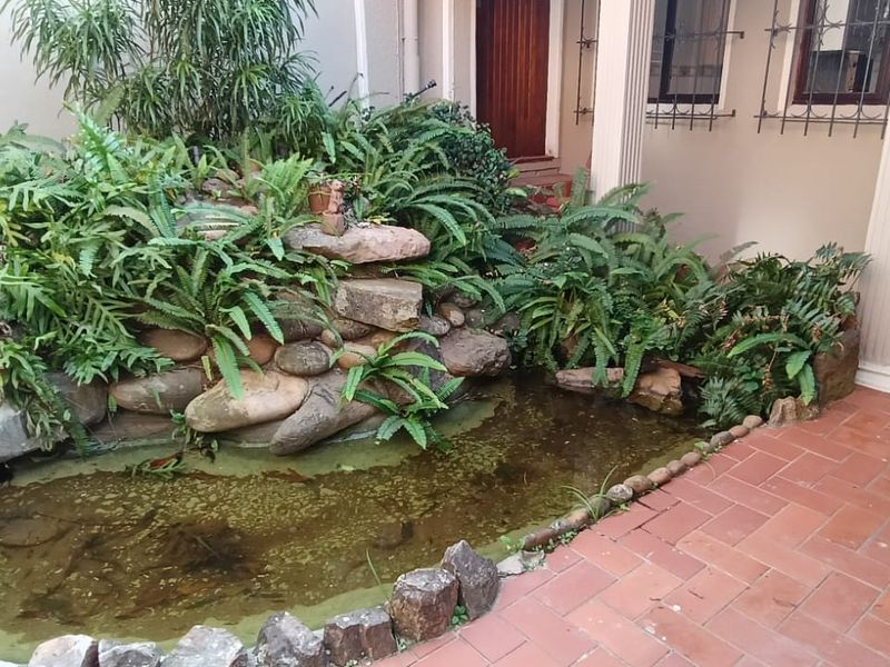 To let in Umhlanga, Pet friendly 3 bedroom home with pool and jacuzzi. - Photo 3