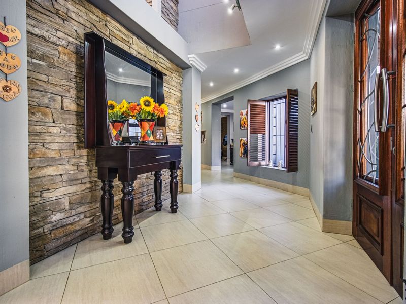 Pure Prestige Living   - Photo 5