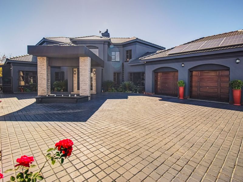 Pure Prestige Living   - Photo 1
