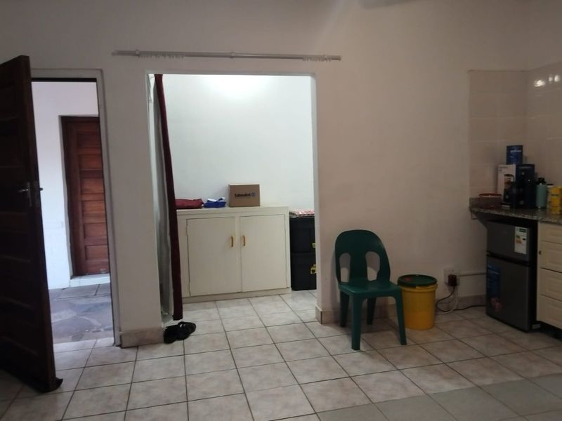 1 Bedroom Flat for Rent  - Photo 6