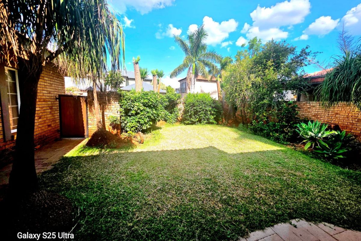 3 Bedroom Family Home Fulltitle in Green Acres Estate - Photo 3