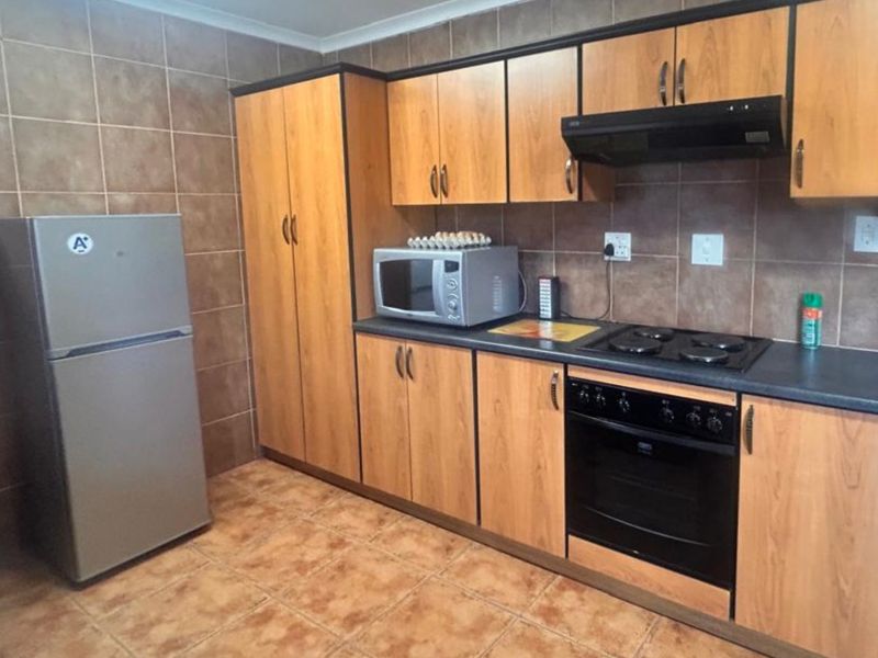 Prime Guesthouse Investment In Standerton Central - Photo 5
