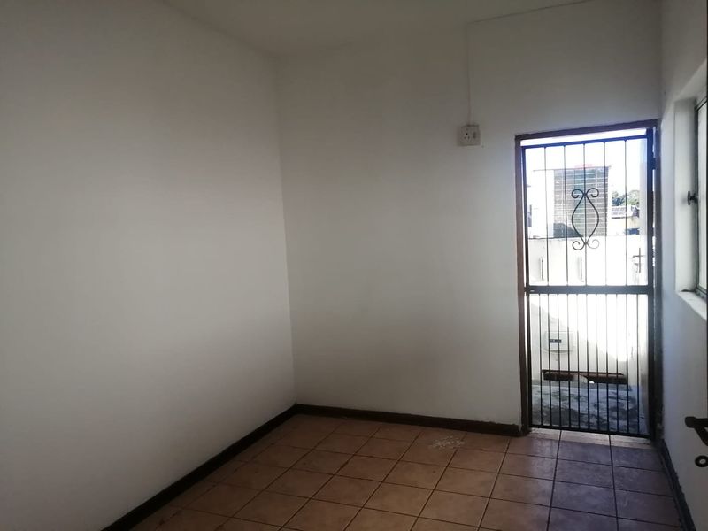 Office space to Let in Westville  - Photo 6