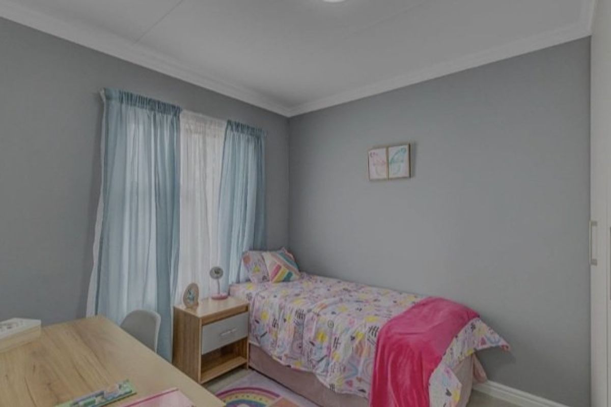 3 bedroom Apartment For rental in Midrand  - Photo 4