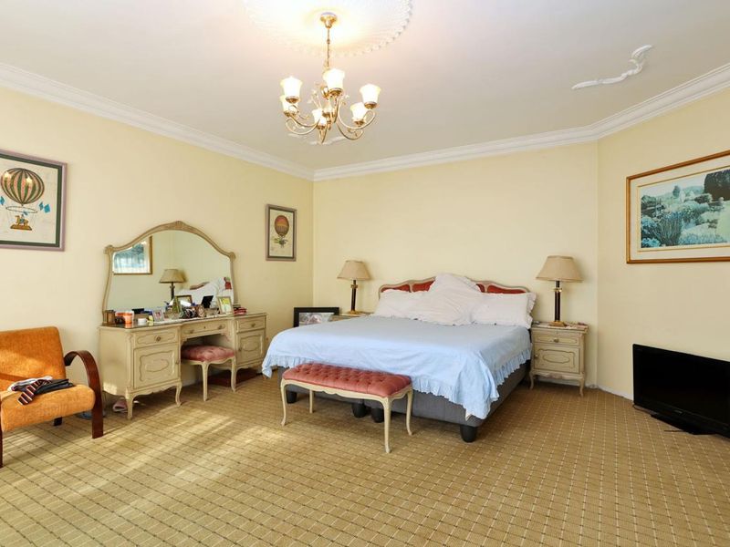 5 bedroom 4,5 bathroom house for sale in Country View - Photo 10
