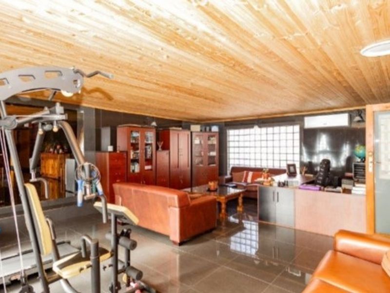 5 Bedroom Freestanding Corner Property In Protea Heights  - Photo 6