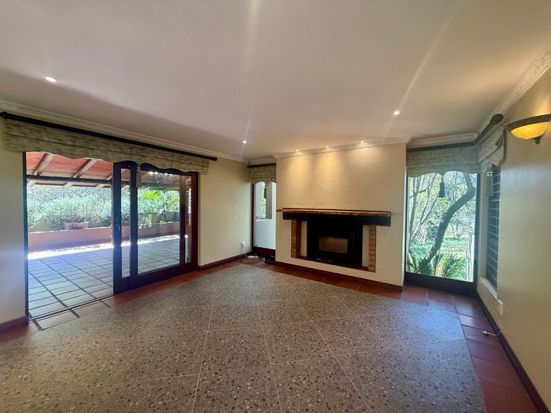 Modern Family Home To Rent in Secure Magalies Golf Estate - Photo 6