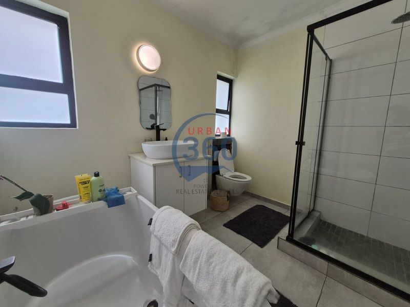 Spacious Family Home for School going Families in a Boomed Area  - Photo 7