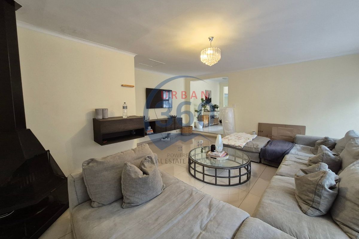 Spacious Family Home for School going Families in a Boomed Area  - Photo 3